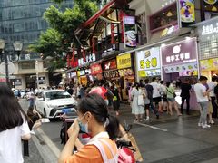 -八一路好吃街(雨田商务大厦店)