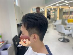 -十六番发型师事务所