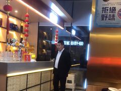 -关里关外·鱼头泡饼(唐冶绿地汇店)
