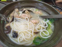 香菇炖鸡米线-老妈米线(大运河博物馆宝龙广场店)
