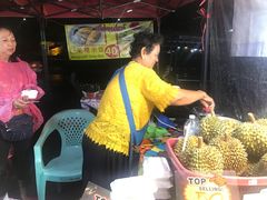 -芒果糯米饭摊子