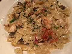 -The Cheesecake Factory(baldwin avenue)