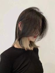 -诗悦发型SALON·圣罗兰店