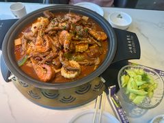 -徐记小怪兽肉蟹煲(中央大街店)