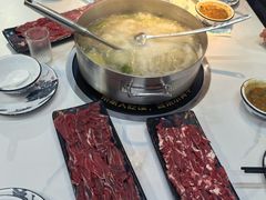 -刘少华贵州小黄牛·鲜牛肉火锅(总店)