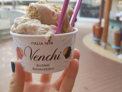 -VENCHI 闻绮(上海佛罗伦萨小镇店)