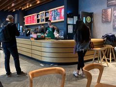 -星巴克(广州南站A18检票口楼上)