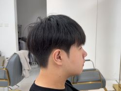 -阿三造型烫染•接发