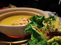 -领鲜天下·焗海鲜·花胶鸡(天目里店)