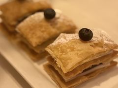 芝士蓝莓拿破仑-利苑酒家(宜安广场店)