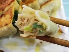 酸菜猪肉锅贴-众口斋锅贴(银泰城店)