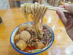 -孙浩特色牛杂面板面(华捷道店)