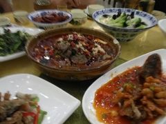 -侬佳蒸菜馆(听潮店)