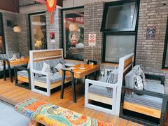 -苹果树下艺术餐厅(宋庄店)