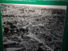 -唐山抗震纪念碑广场