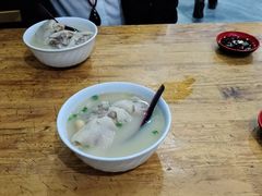 -雷祖芳老妈蹄花店