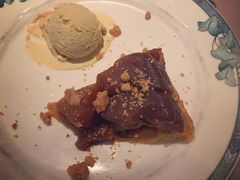 -ResTaurAnt S'ZWILLING Stuebel