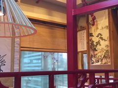 -思博半步颠小酒馆(梦时代店)