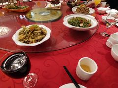 -皇冠明珠鱼翅楼(水上公园店)