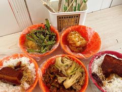 -咱家王新国把子肉(县东巷店)