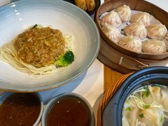 -馋三尺蟹粉小笼(人民广场店)