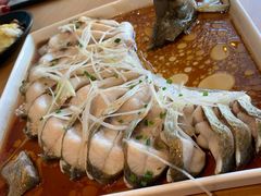 清蒸武昌鱼-莲餐厅·湖北菜·藕汤是头牌(愚园路店)