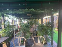 -冰冰龙虾·江湖菜·花园江景餐厅