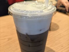 -星巴克(广州南站A18检票口楼上)