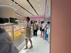 -好利来(上海长宁龙之梦店)