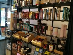 零售区-星巴克臻选(广州东山锦轩店)