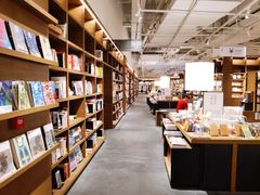 -茑屋书店(天目里店)