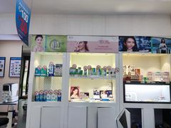 -利明眼镜(顺河路店)