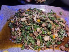 酒馆螺丝鸡-醉小酒馆·川菜·江湖菜·重庆菜(观音桥旗舰店)