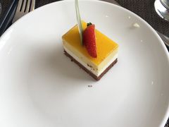 -威珀斯酒店·珀萃美食餐厅 | 海鲜刺身·现烤生蚝·特色烤肉