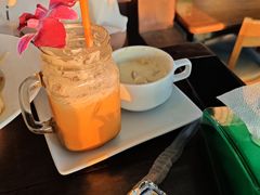 -Green Tree Rest. & Pub