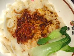 -顺溜·手工刀削面·黑金店(铜锣湾店)
