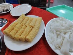 -花苑美食横琴生蚝火锅(拱北粤华路店)