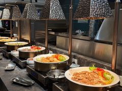-金马门国际美食百汇(珞喻路店)
