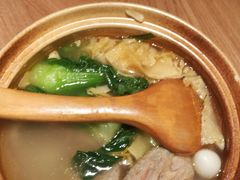 -刀小蛮半只鸡过桥米线(家乐福四元桥店)