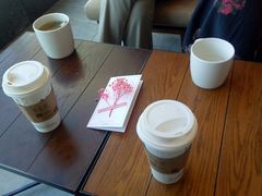 -星巴克臻选(呼和浩特维多利摩尔城店)