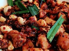 -野山舂·贵州现舂酸汤火锅(鸿通城店)