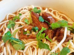 -李先生牛肉面大王(上海站南广场店)