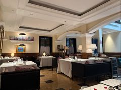 -洋房火锅(上海新天地南北里店)