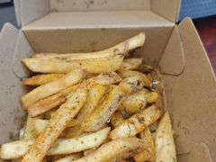 -Mark&Mars Restaurant