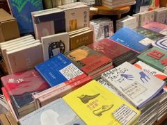 -橡皮书店(翠湖北路店)