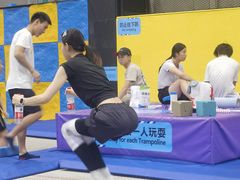 -超时空蹦床团建·VR潮玩运动娱乐·生日派对游乐园(金桥店)