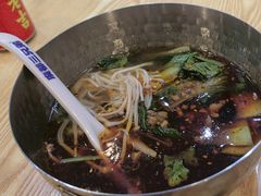 -魔都三兄弟酸辣粉·蘸卤炸串(虹桥万科店)