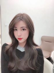 -MODEL'S HAIR