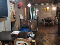 大堂-西街夜油条·麻团包乌饭