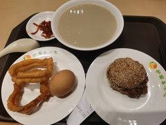 -护国寺小吃(中关村店)